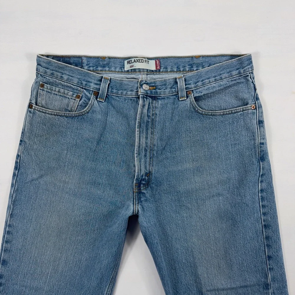 Levi's 550 Relaxed Fit‎ Tapered Leg Jeans Light Wash Denim 40x30 Blue Mens